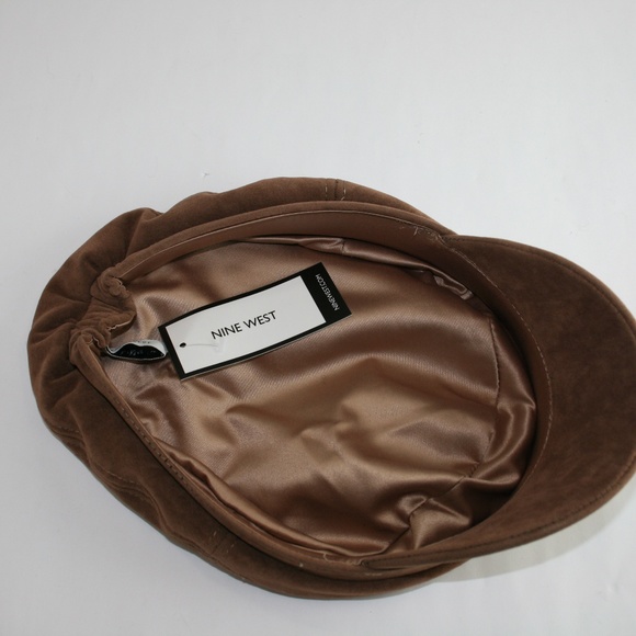 Nine West Faux-Suede Flat Newsboy Cap in Taupe💝 - Picture 6 of 6